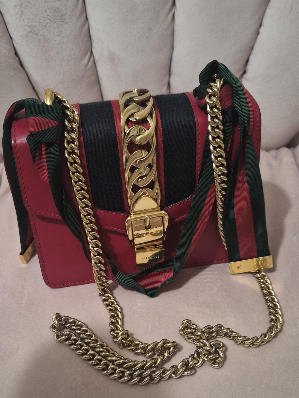 Gucci Sylvie Red W/Ribbon
